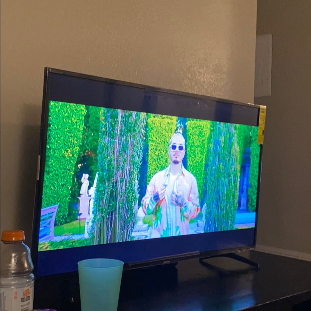 Meet your Posher, Akeem